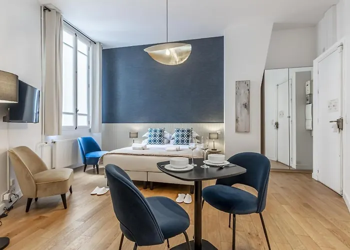 Champs Elysees - Amazing Apartment - Studio